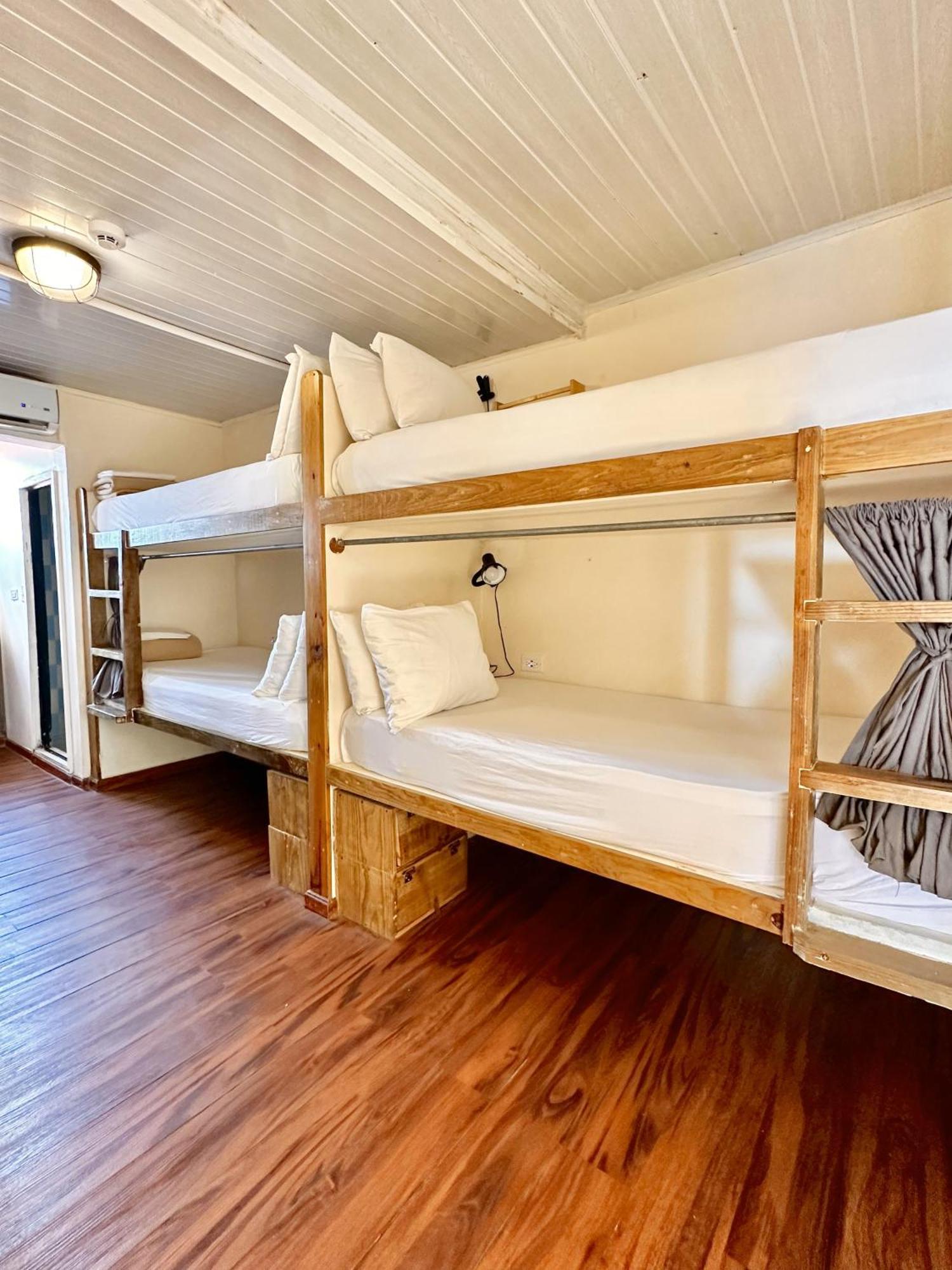 Socialtel Bocas Del Toro Hotel Екстериор снимка