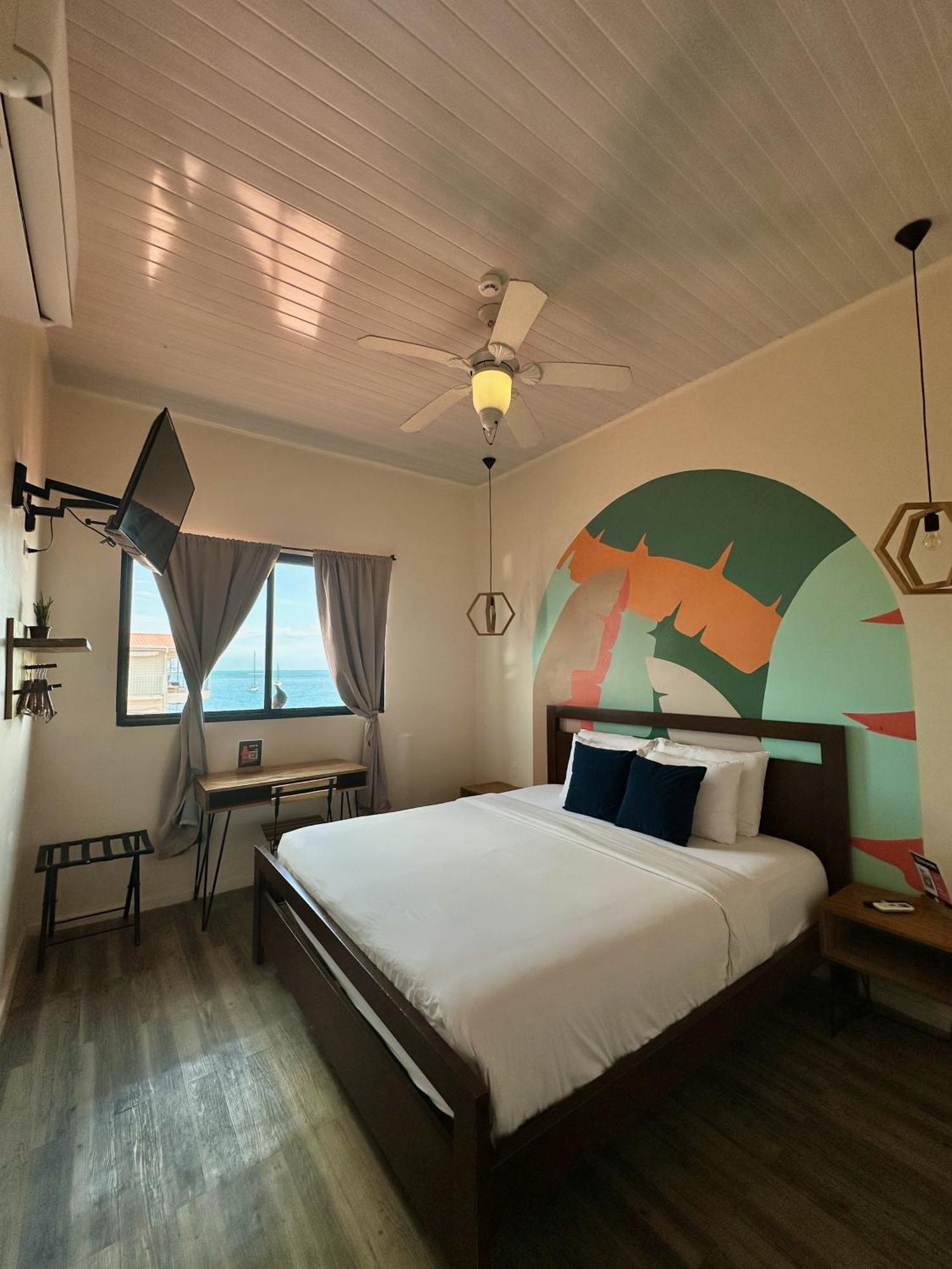Socialtel Bocas Del Toro Hotel Екстериор снимка